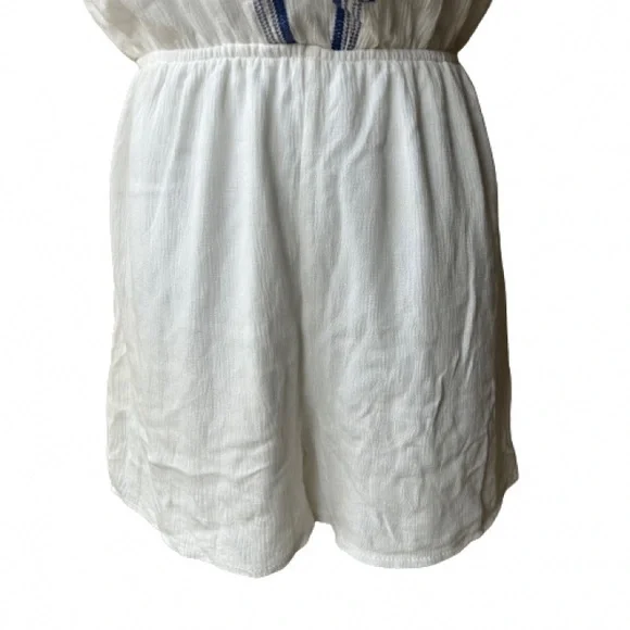 Missguided Women’s White with Blue Embroidery Romper. Size US 6. - Picture 8 of 15